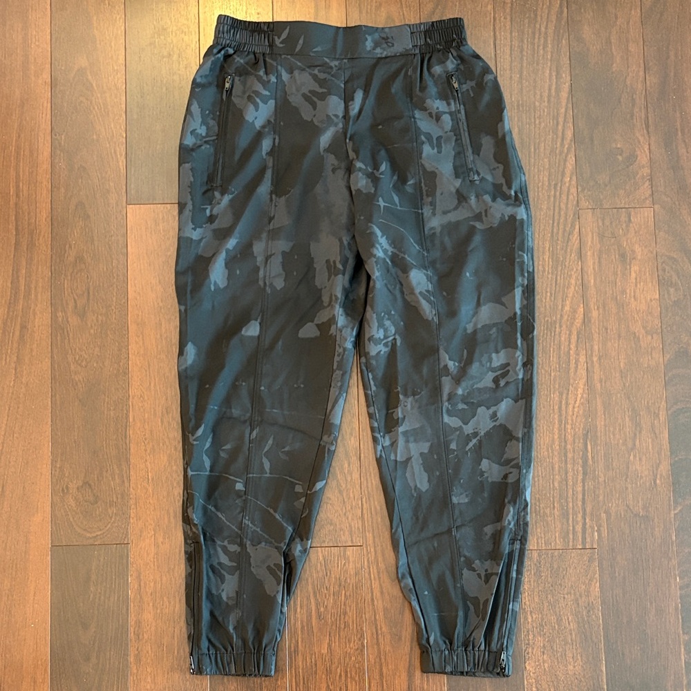 Old Navy Black Camouflage Joggers